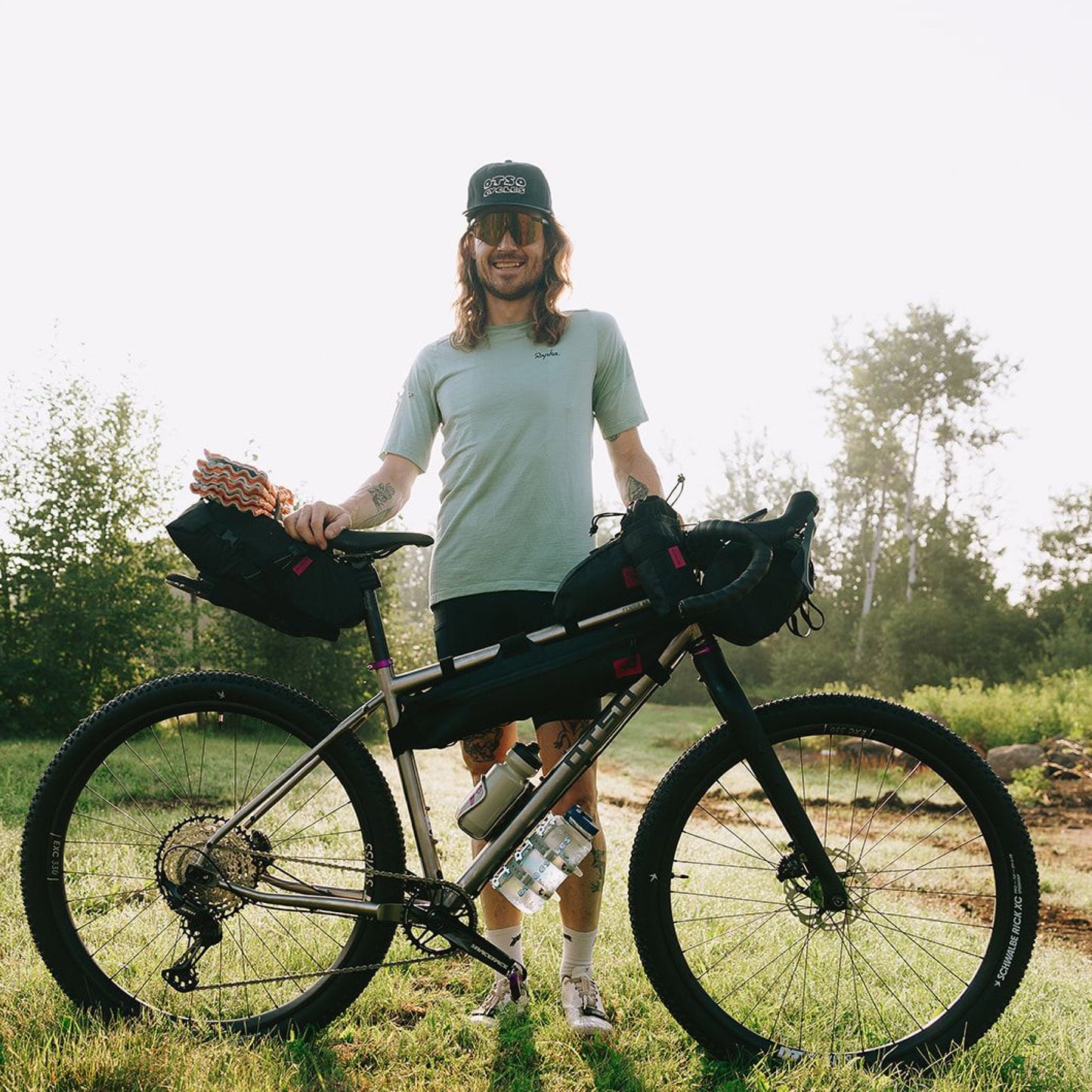 Hold Fast Half Frame Bag