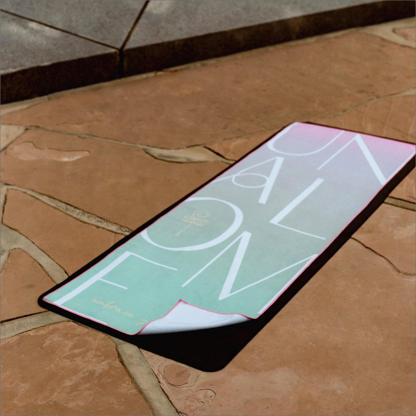 Śānti Yoga Towel