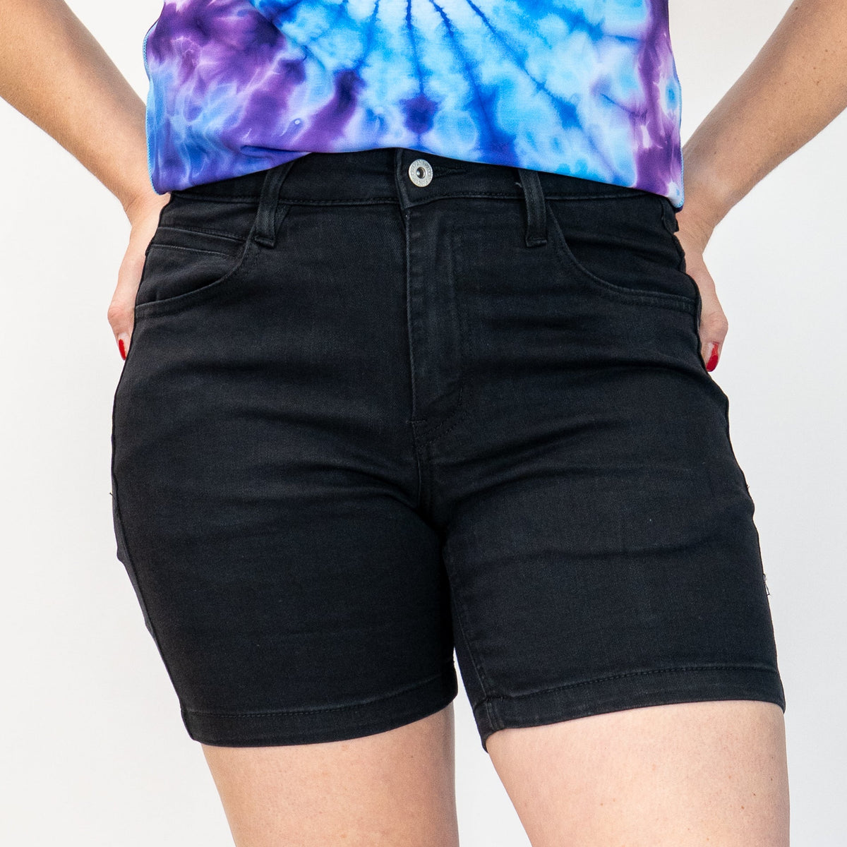 5.5" Stretch Jorts - Pure Black Hemmed