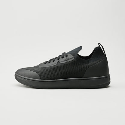 Skiff2 Black Out